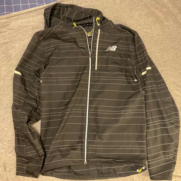 New Balance Windbreaker - Picture 1 of 4